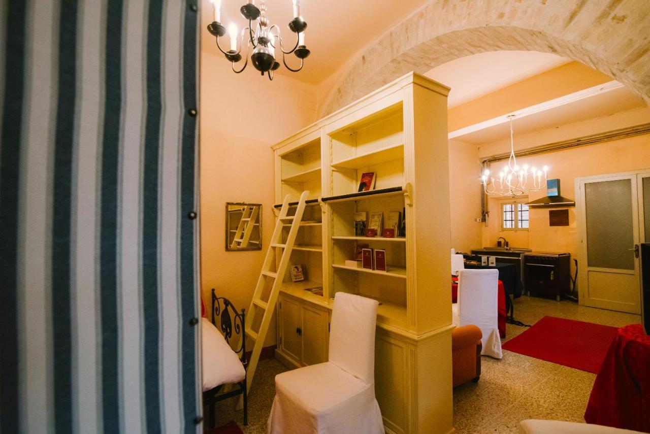 Palazzo Romani Adami Фермо Экстерьер фото