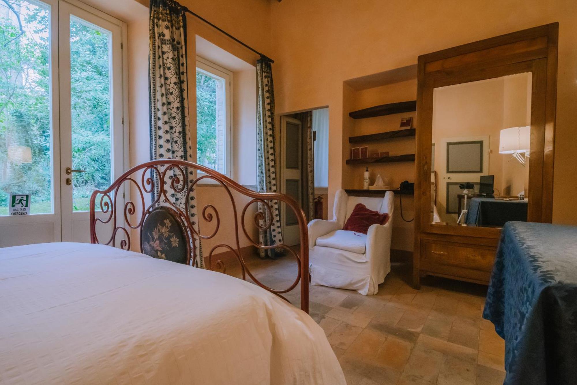 Palazzo Romani Adami Фермо Экстерьер фото